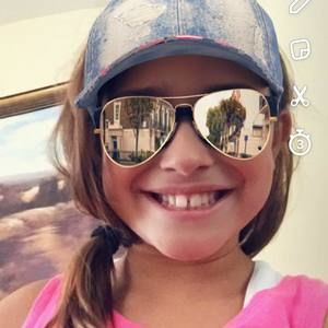 Meet your Posher, Stacy